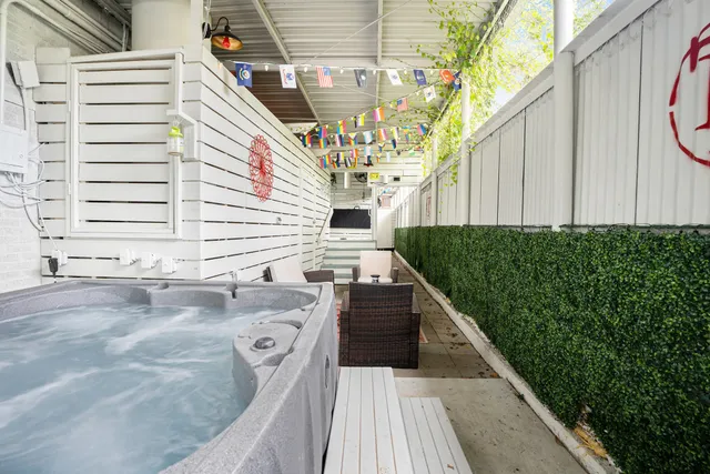 $1,250,000 | 1502 39th Street, Galveston, TX 77550