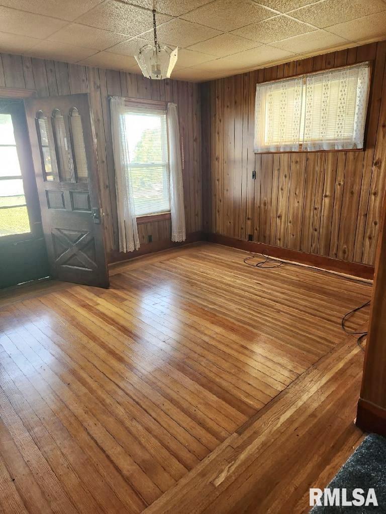 4191 220th Street Clinton, IA 52732 - Photo 12 of 18 Gallery Image 12