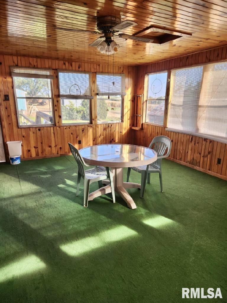 4191 220th Street Clinton, IA 52732 - Photo 9 of 18 Gallery Image 9