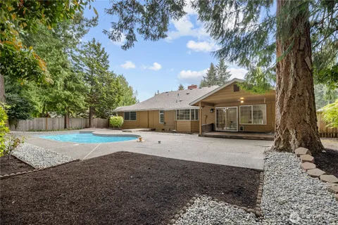 $715,000 | 2611 35th Avenue Southeast, Puyallup, WA 98374