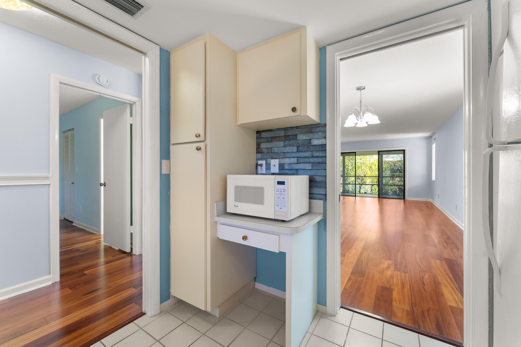 939 Northwest 11th Terrace, Unit 4 Stuart, FL 34994 - Photo 17 of 44 File.18