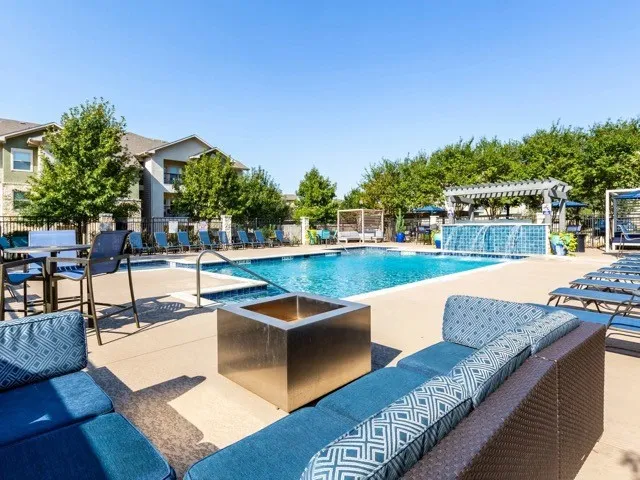 $2,125 | 8800 Highway 290, Unit 1216, Austin, TX 78736