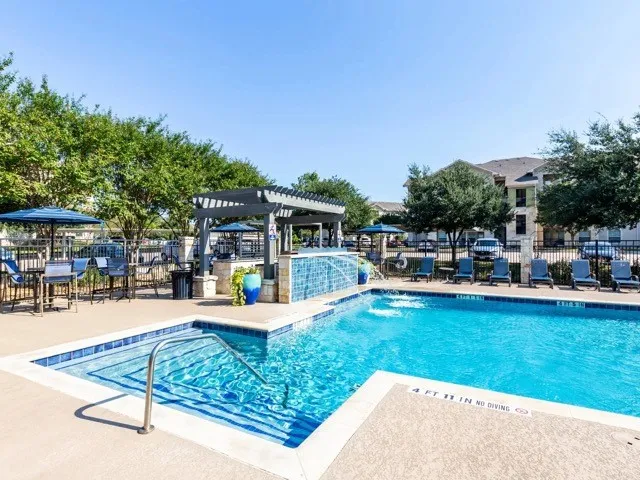 $2,125 | 8800 Highway 290, Unit 1216, Austin, TX 78736