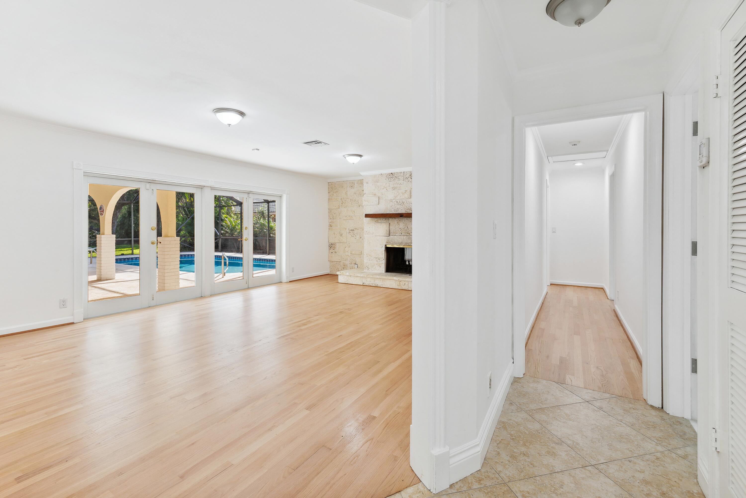 610 Northwest 9th Court Boca Raton, FL 33486 - Photo 7 of 54 05_610NW9thCT_2006_HiRes