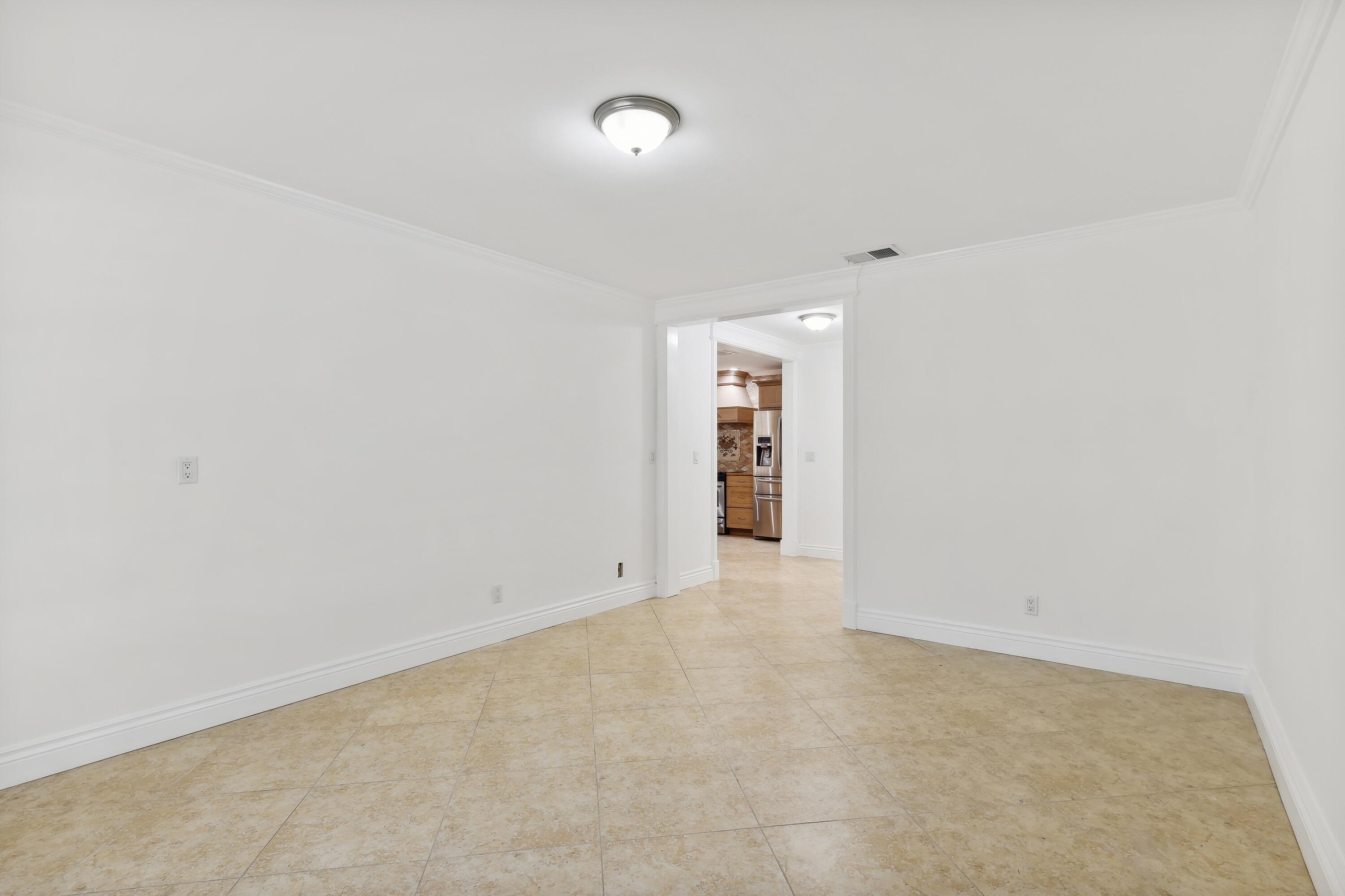 610 Northwest 9th Court Boca Raton, FL 33486 - Photo 10 of 54 08_610NW9thCT_2009_HiRes