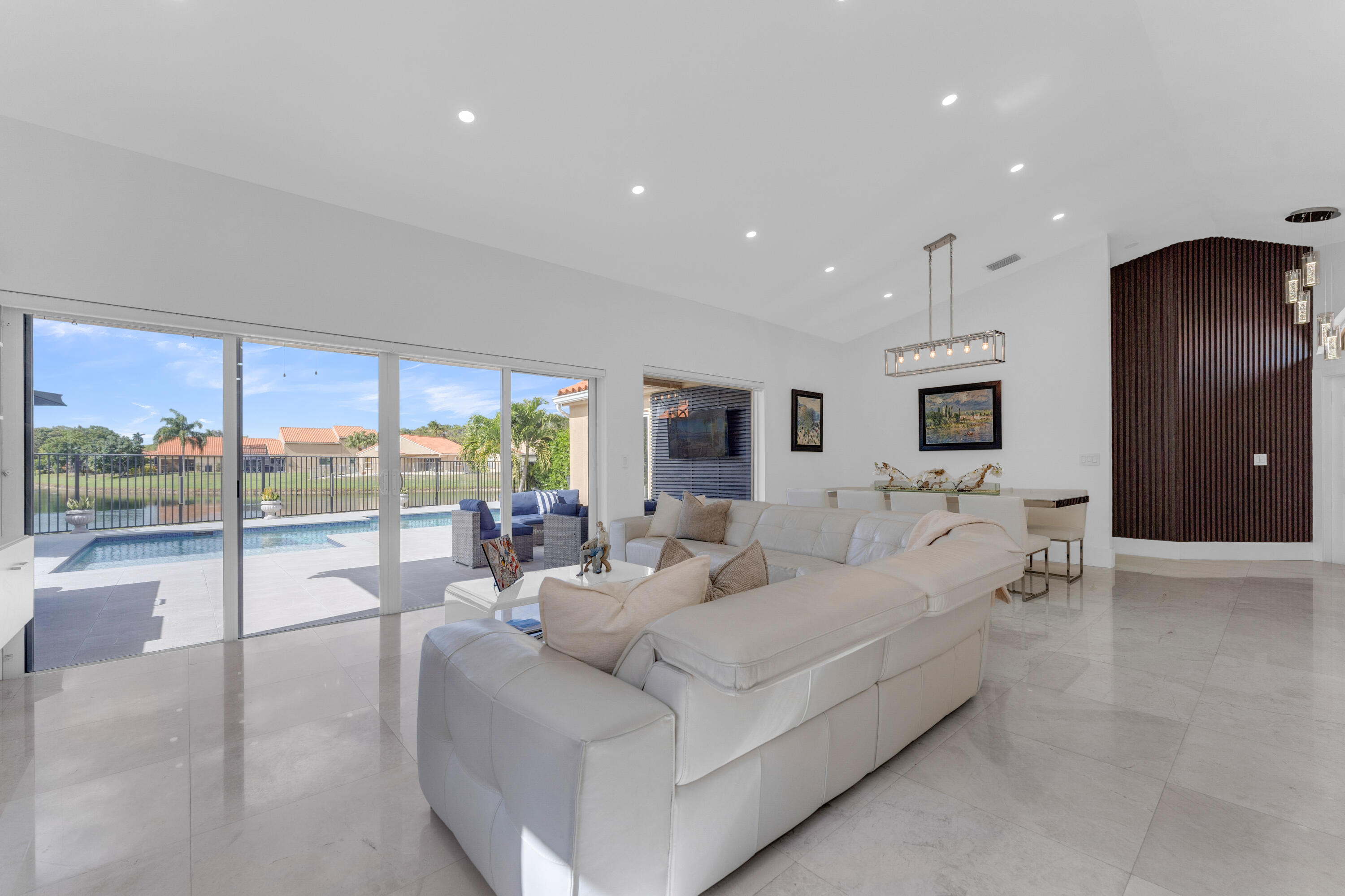 8024 Copenhagen Way Boca Raton, FL 33434 - Photo 9 of 69 30