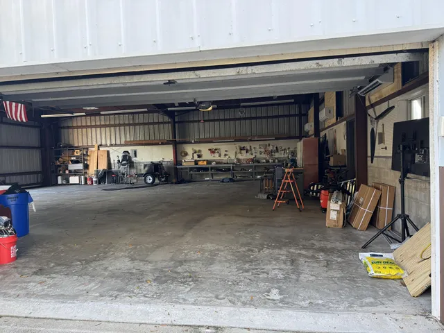 $750,000 | 505 Wright Circle, Vero Beach, FL 32968