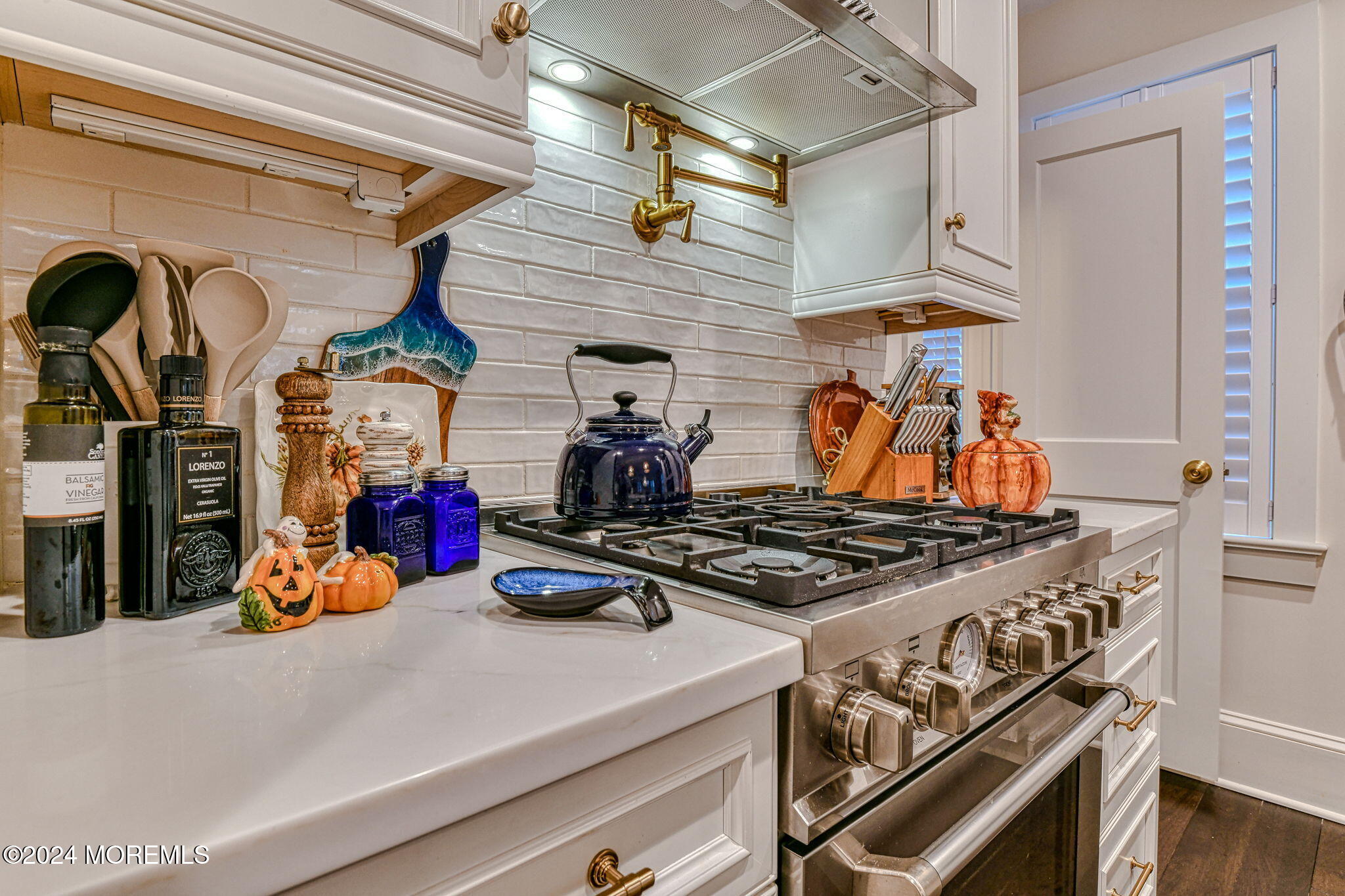 77 Asbury Avenue Ocean Grove, NJ 07756 - Photo 14 of 35 Gourmet Appliances