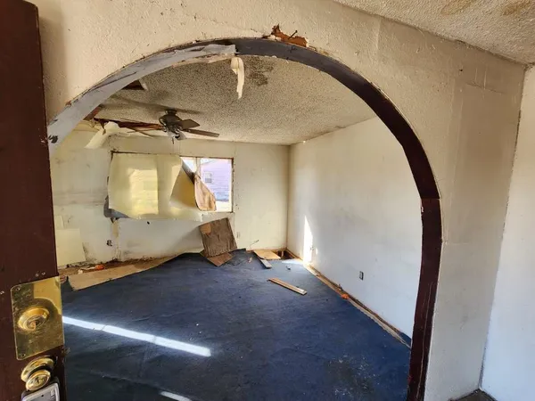 $42,999 | 1511 Gray Street, Plainview, TX 79072