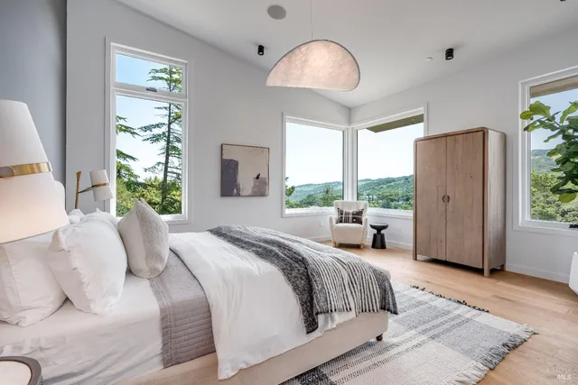 $3,195,000 | 3995 White Oak Court, Sonoma, CA 95476