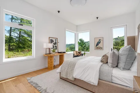 $3,195,000 | 3995 White Oak Court, Sonoma, CA 95476