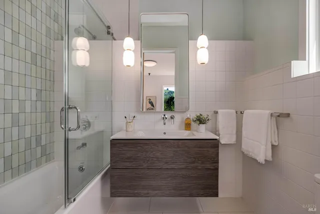 $3,195,000 | 3995 White Oak Court, Sonoma, CA 95476