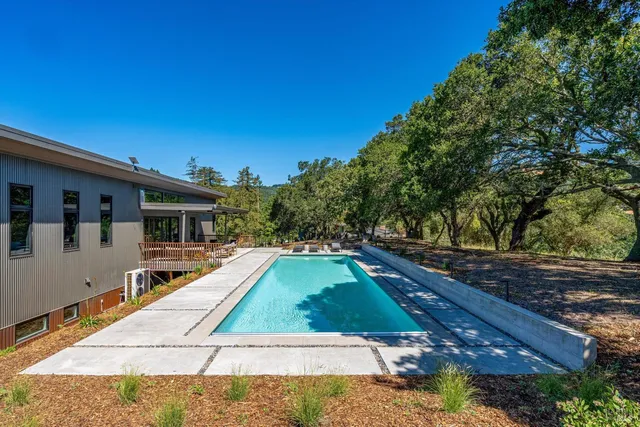$3,195,000 | 3995 White Oak Court, Sonoma, CA 95476