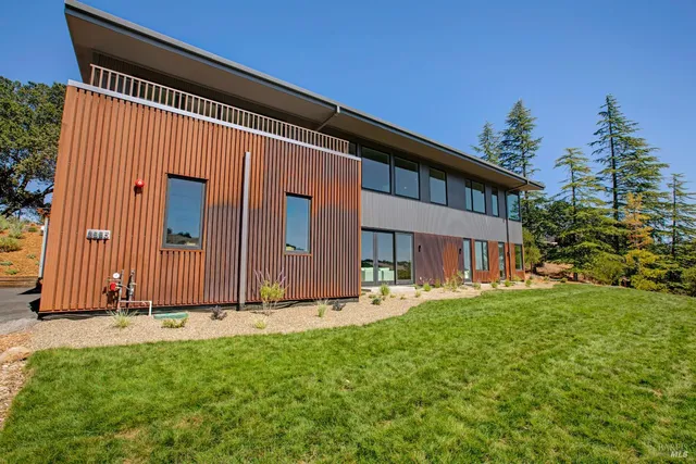 $3,195,000 | 3995 White Oak Court, Sonoma, CA 95476