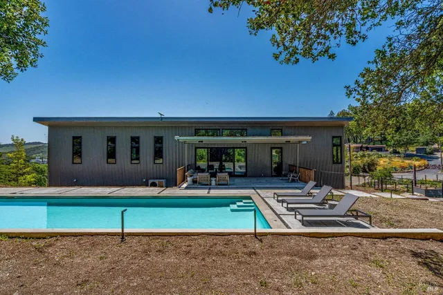 $3,195,000 | 3995 White Oak Court, Sonoma, CA 95476