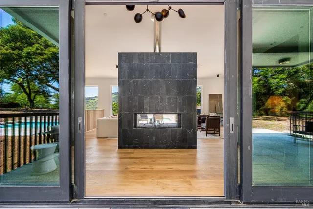 $3,195,000 | 3995 White Oak Court, Sonoma, CA 95476