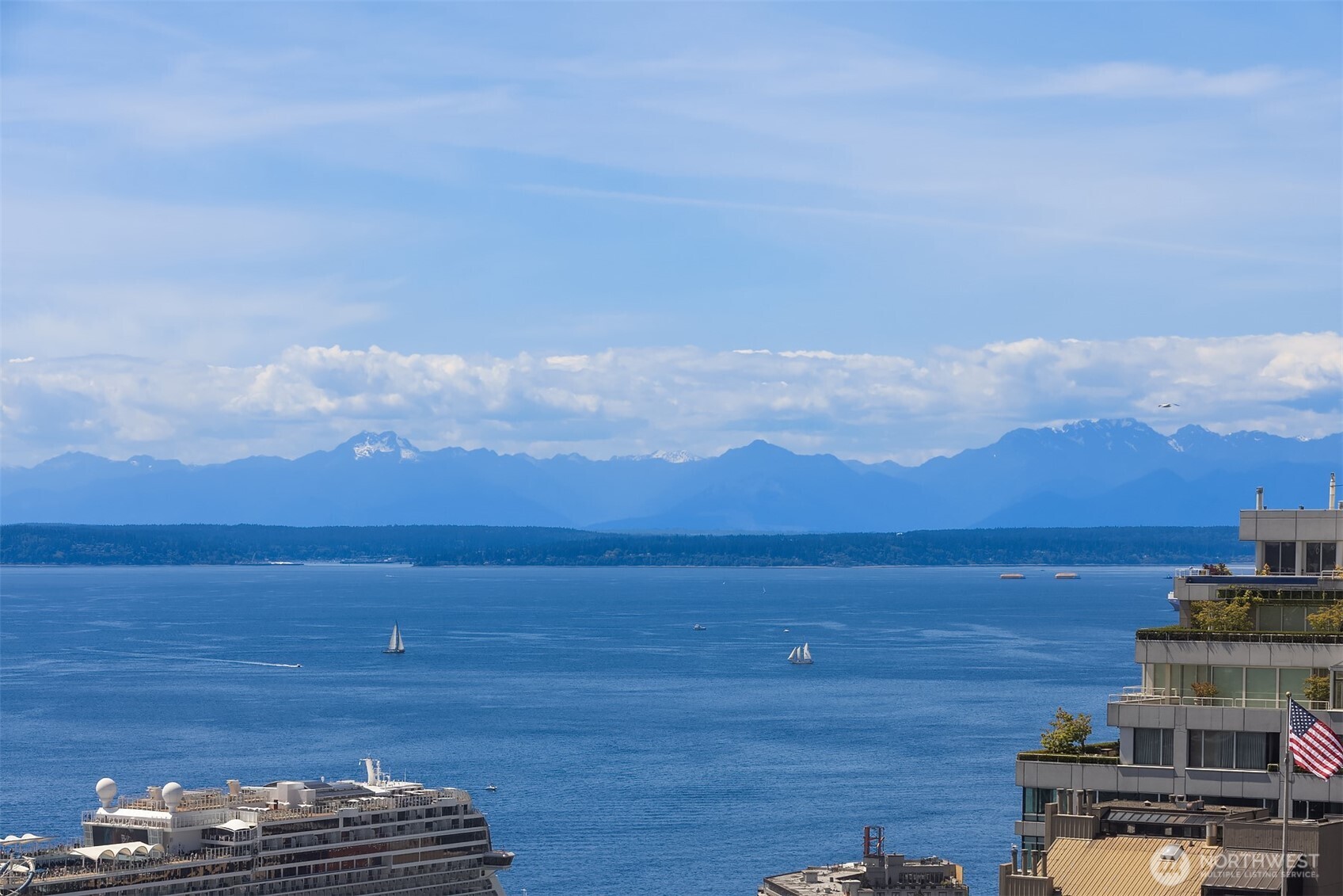 121 Stewart Street, Unit 2008 Seattle, WA 98101 - Photo 18 of 34