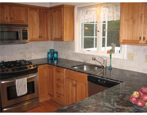 25 Dolly Pond Road Exeter, RI 02822 - Photo 7 of 14 Kitchen.