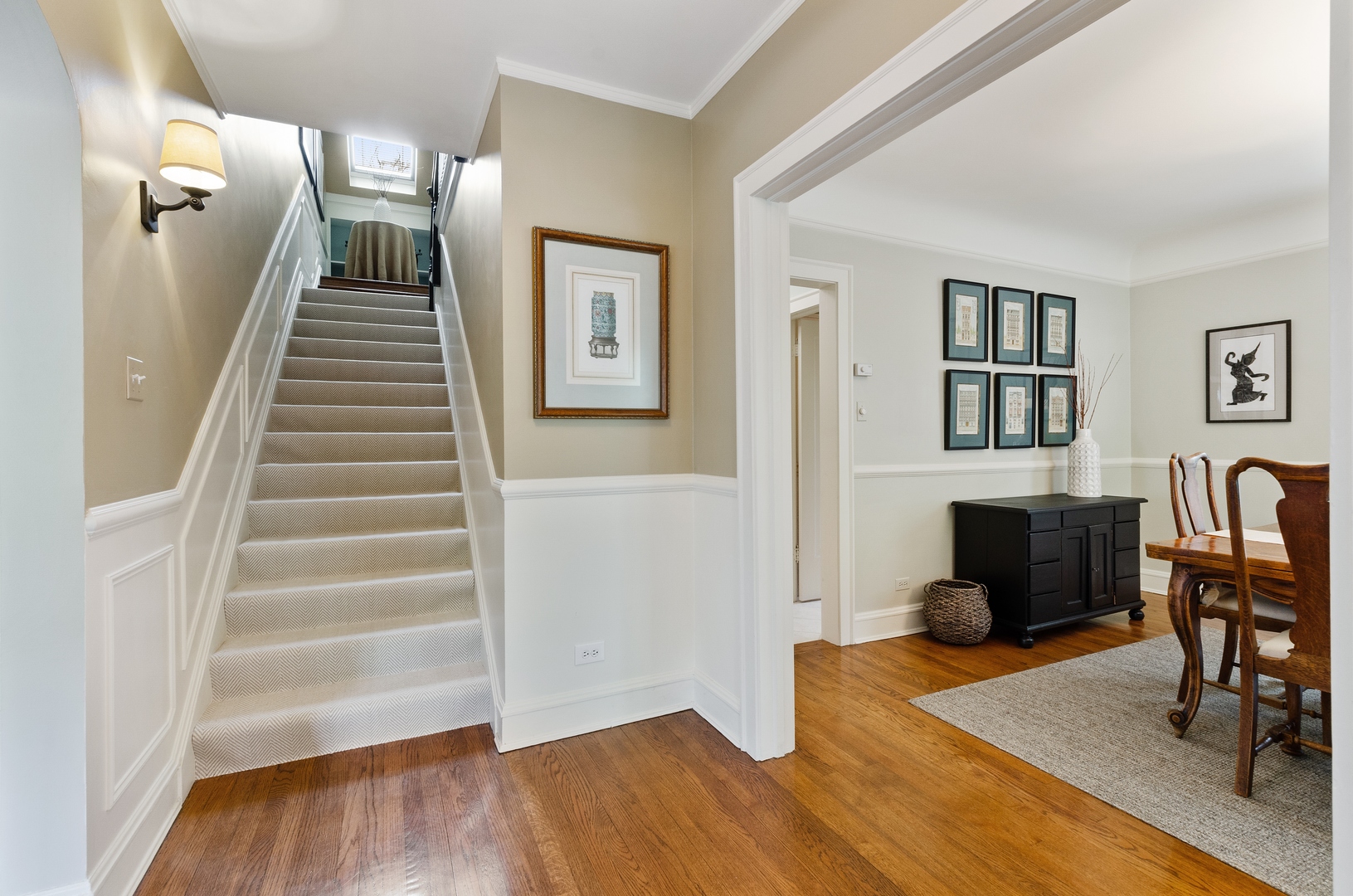 514 Meadow Road Winnetka, IL 60093 - Photo 2 of 31 a view of a livingroom with wooden floor and furniture