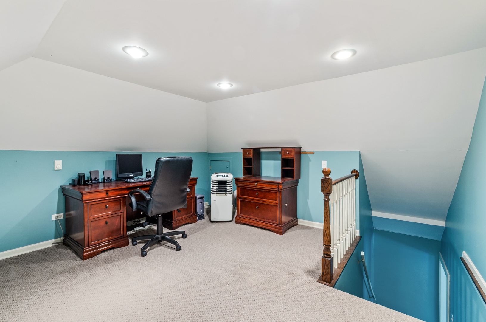 514 Meadow Road Winnetka, IL 60093 - Photo 22 of 31 a view of a workspace with furniture