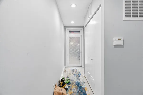$599,900 | 648 West 16th Street, Unit 2, Chicago, IL 60616