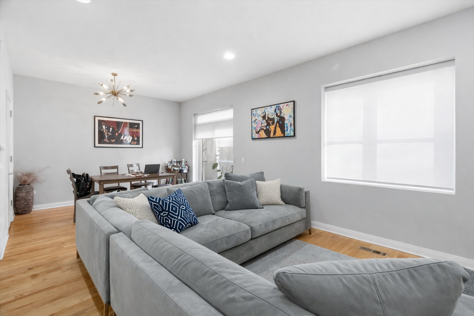648 West 16th Street, Unit 2 Chicago, IL 60616 - Photo 17 of 19 a living room with furniture and a window