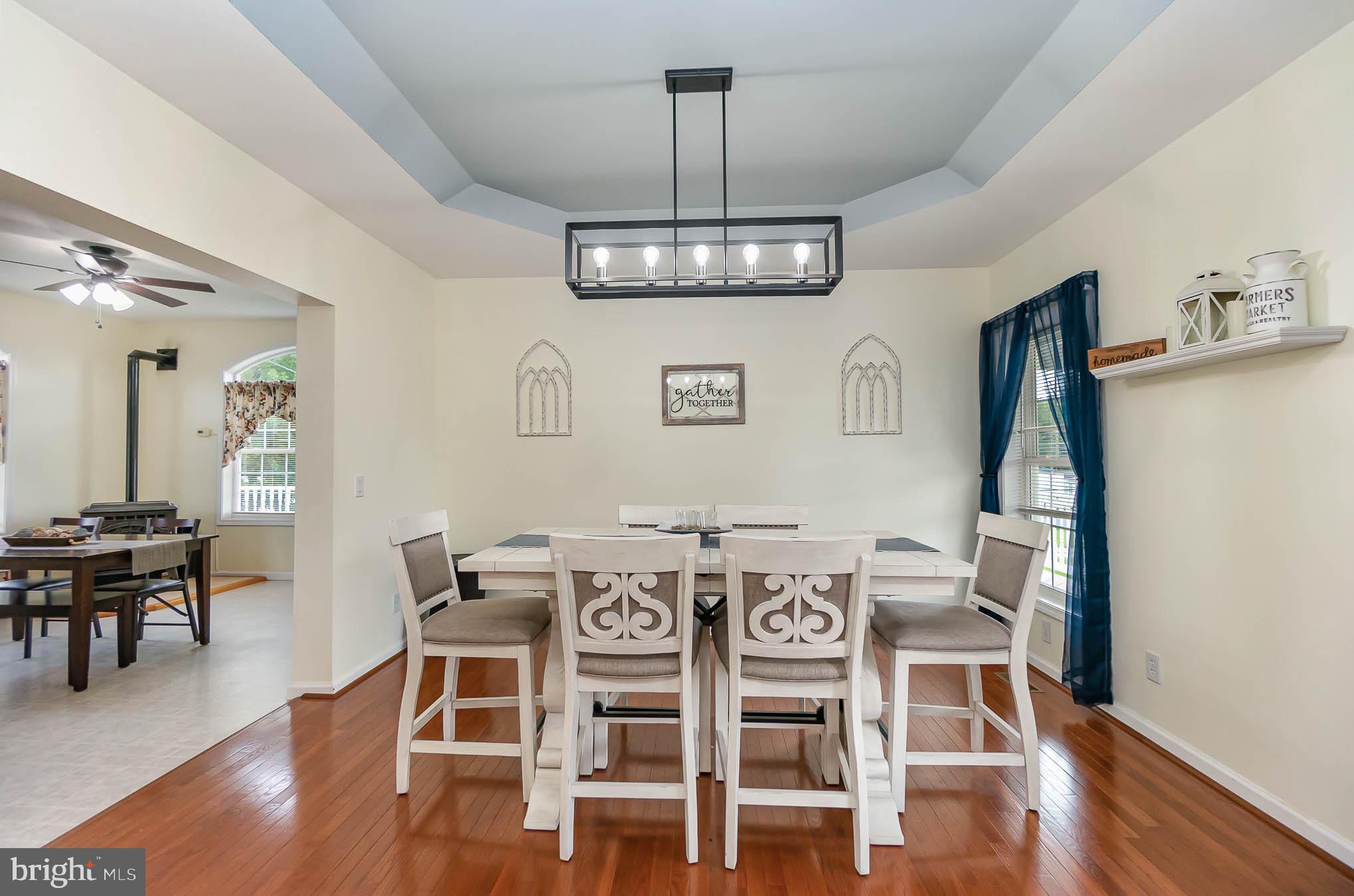827 Seneca Park Road Middle River, MD 21220 - Photo 26 of 49 Dining Room with Tray Ceiling