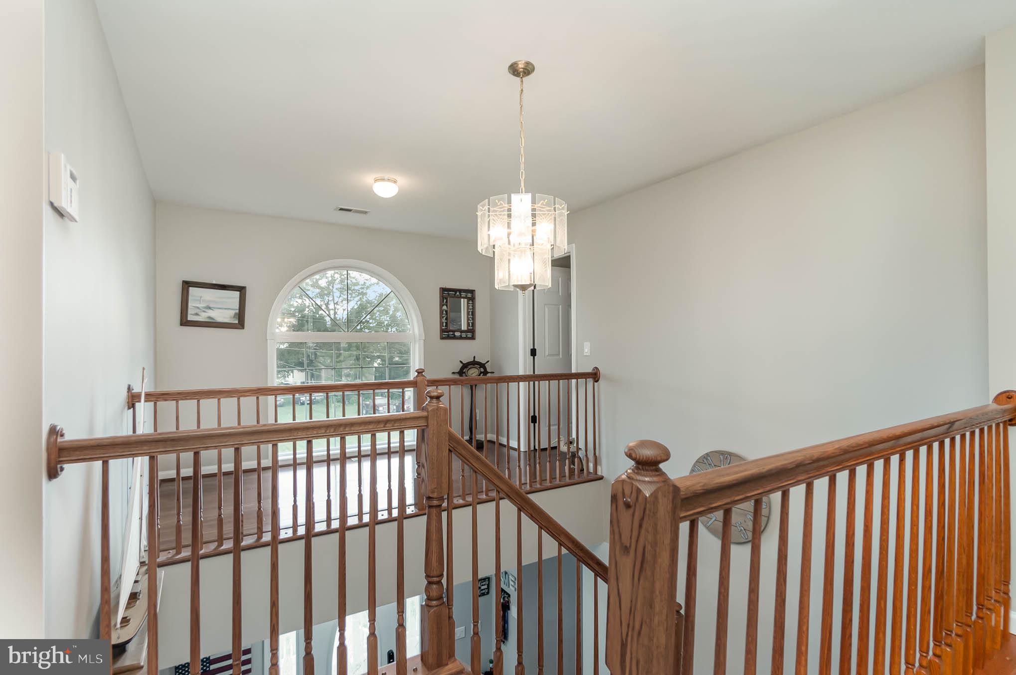 827 Seneca Park Road Middle River, MD 21220 - Photo 28 of 49 View of upper level hallway