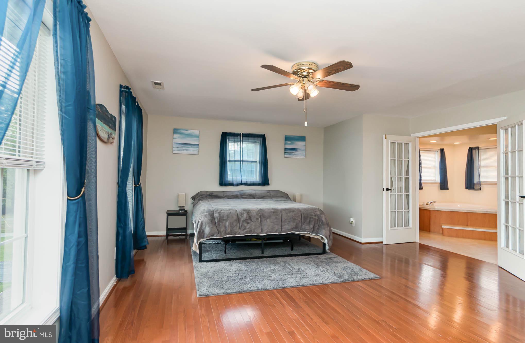 827 Seneca Park Road Middle River, MD 21220 - Photo 30 of 49 Primary bedroom with En Suite