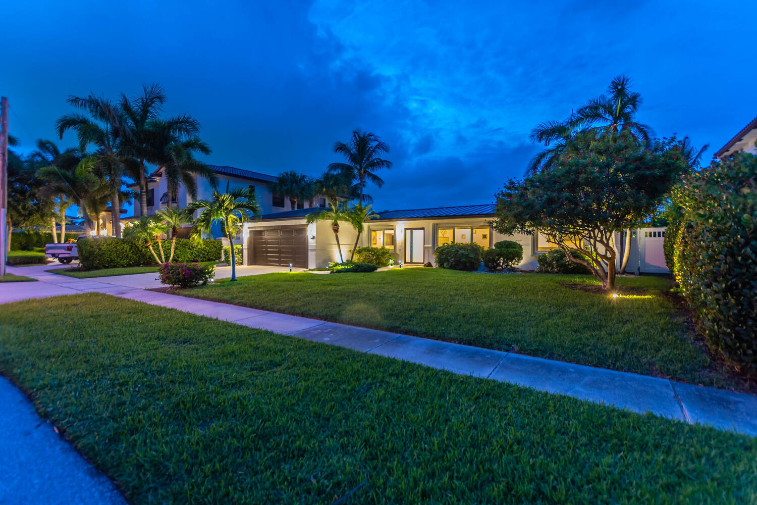 817 Northeast 71st Street Boca Raton, FL 33487 - Photo 2 of 43 817 NE 71st St Boca Raton FL-large-006-0