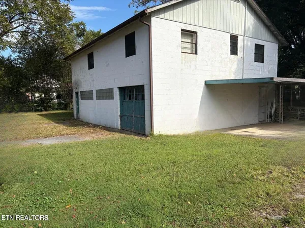 $135,000 | 498 West Rhea Avenue, Spring City, TN 37381