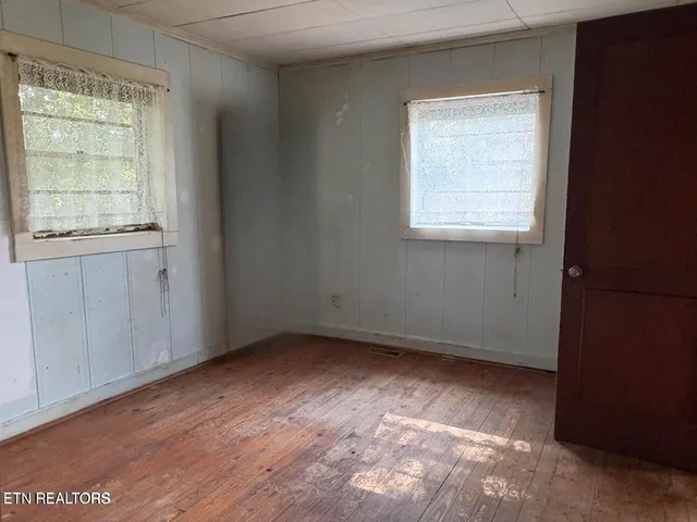 $135,000 | 498 West Rhea Avenue, Spring City, TN 37381