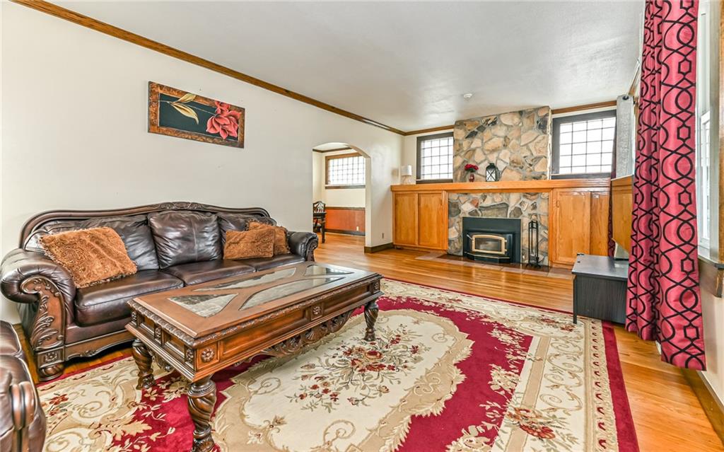 4257 Evergreen Road Pittsburgh, PA 15214 - Photo 5 of 23 Gallery Image 5