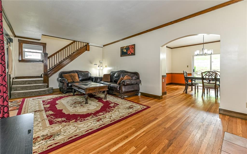 4257 Evergreen Road Pittsburgh, PA 15214 - Photo 6 of 23 Gallery Image 6