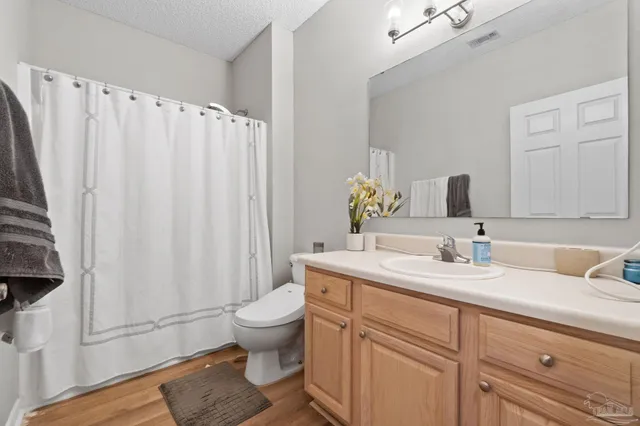 $270,000 | 5870 Spanish Trail, Unit E, Pensacola, FL 32504