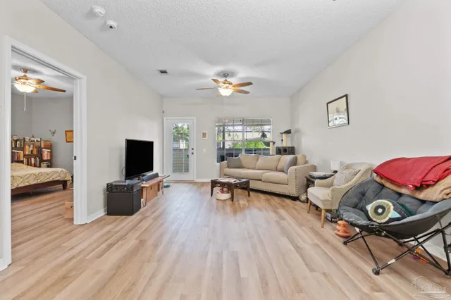 $270,000 | 5870 Spanish Trail, Unit E, Pensacola, FL 32504