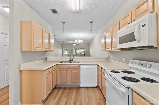 $270,000 | 5870 Spanish Trail, Unit E, Pensacola, FL 32504