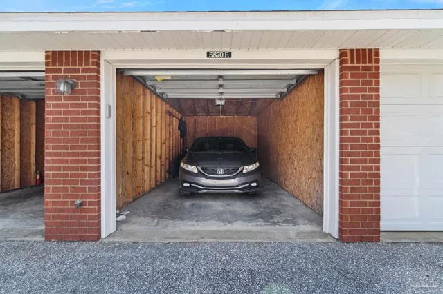 $270,000 | 5870 Spanish Trail, Unit E, Pensacola, FL 32504