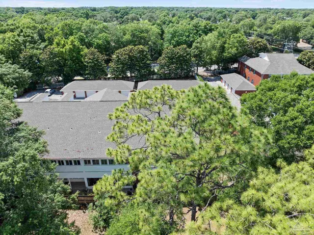 $270,000 | 5870 Spanish Trail, Unit E, Pensacola, FL 32504