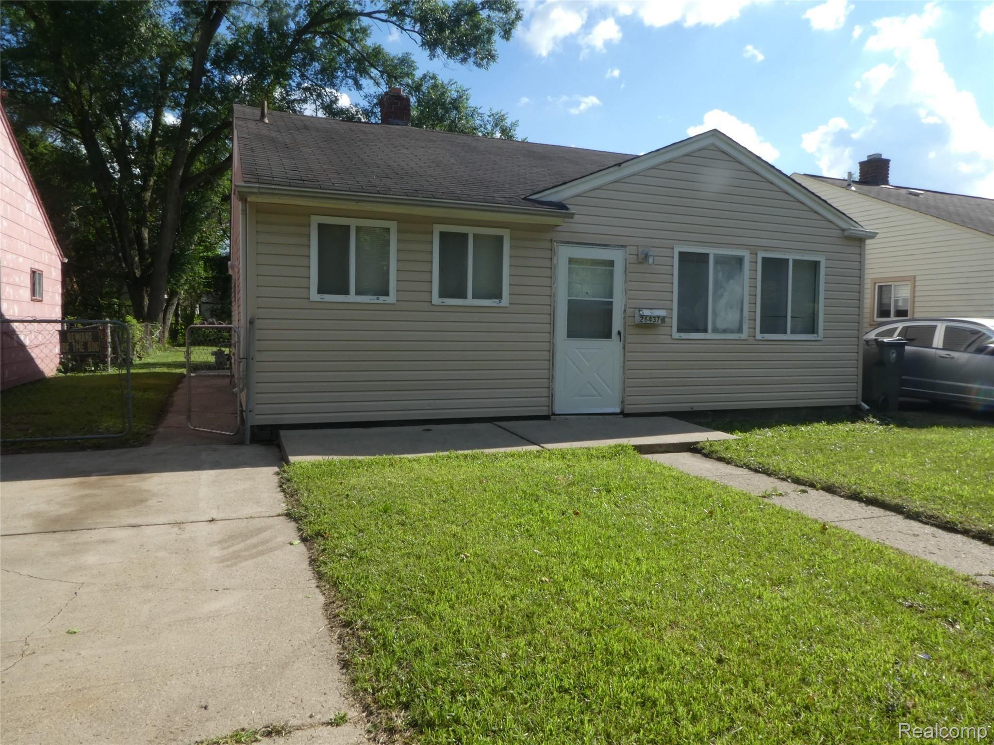 26437 Colgate Street Inkster, MI 48141 - Photo 7 of 20 P1020049.JPG