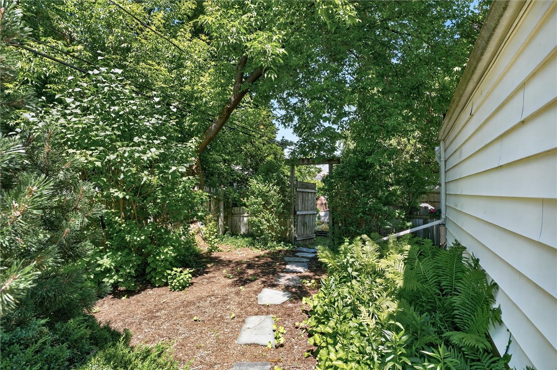 148 Rawlinson Road Irondequoit, NY 14617 - Photo 44 of 50 private backyard