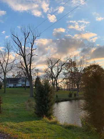 $1,575 | 37W793 Binnie Road, Unit 1, Dundee, IL 60118