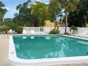 872 Southwest 9th St Circle, Unit 202 Boca Raton, FL 33486 - Photo 14 of 19