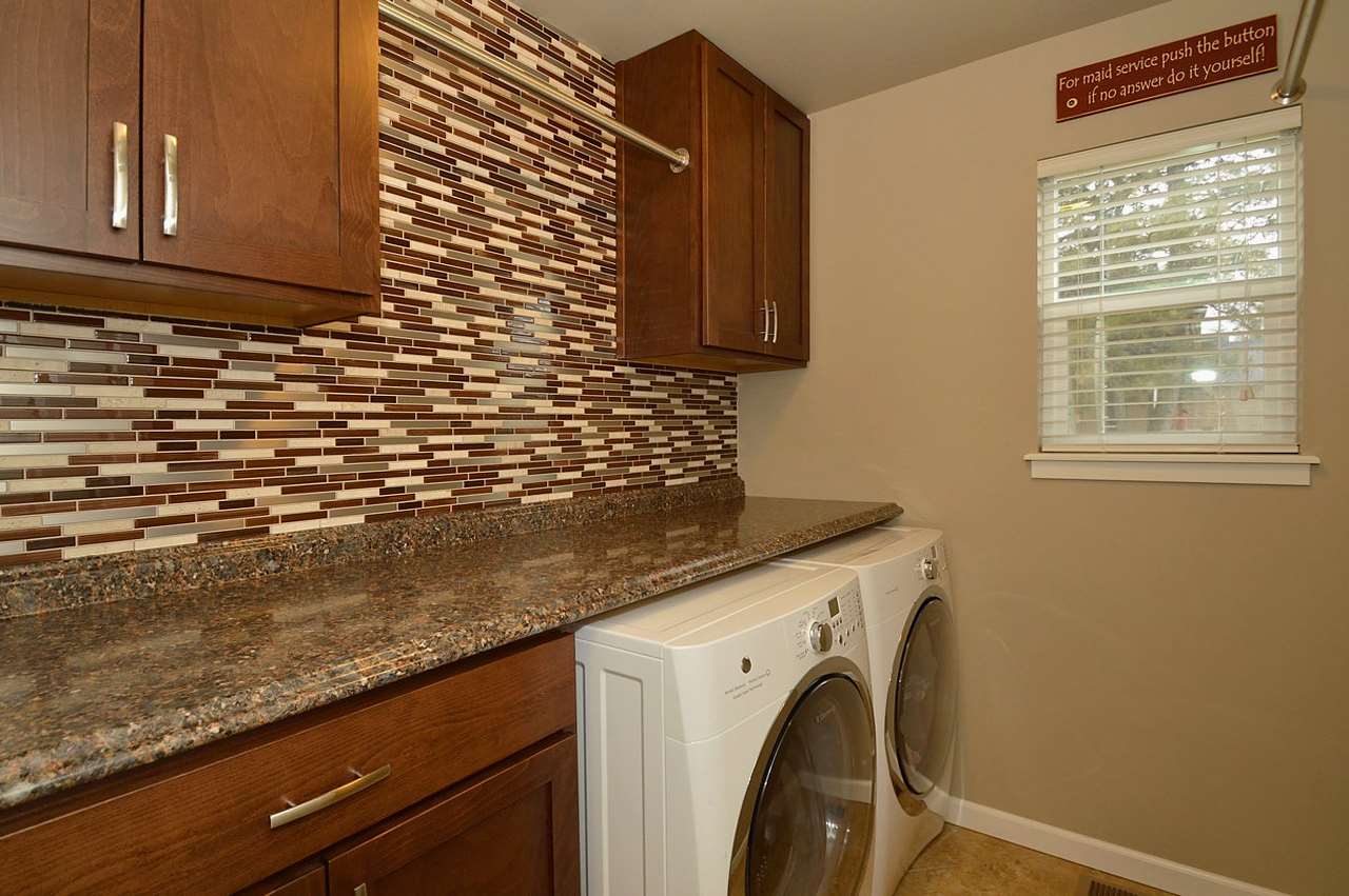 721 East Cooper Lane Colbert, WA 99005 - Photo 13 of 20 Gallery Image 13