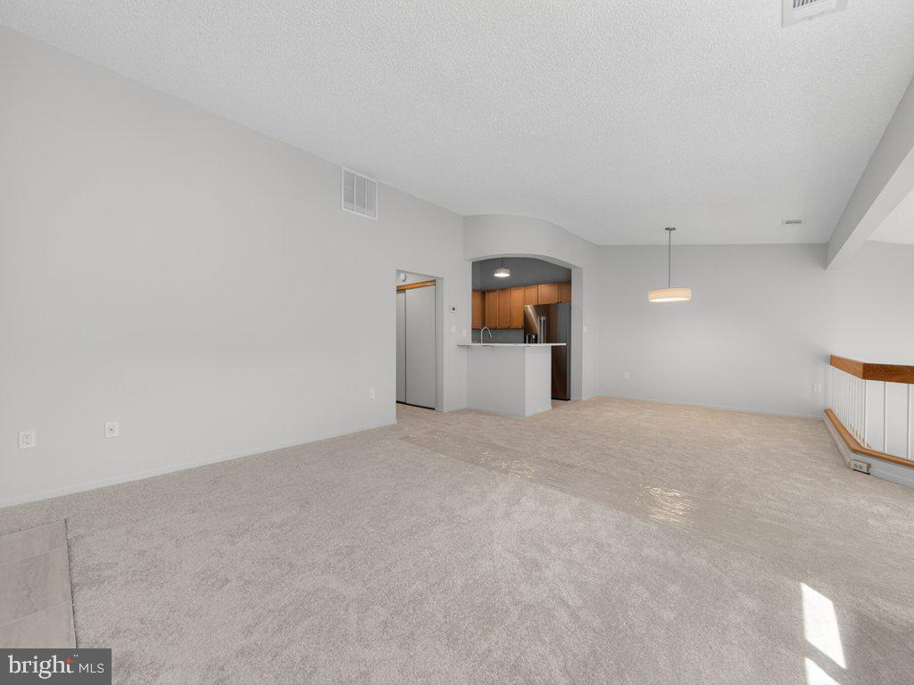1917 Villaridge Drive Reston, VA 20191 - Photo 11 of 35