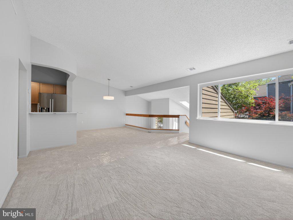 1917 Villaridge Drive Reston, VA 20191 - Photo 12 of 35
