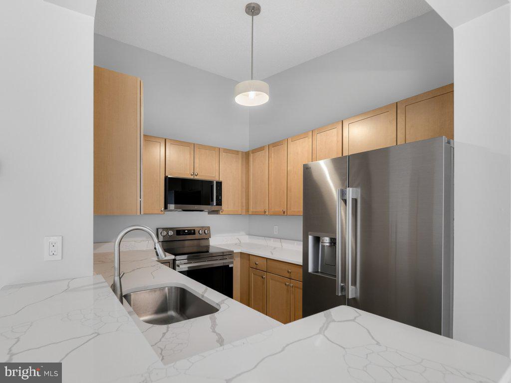 1917 Villaridge Drive Reston, VA 20191 - Photo 18 of 35