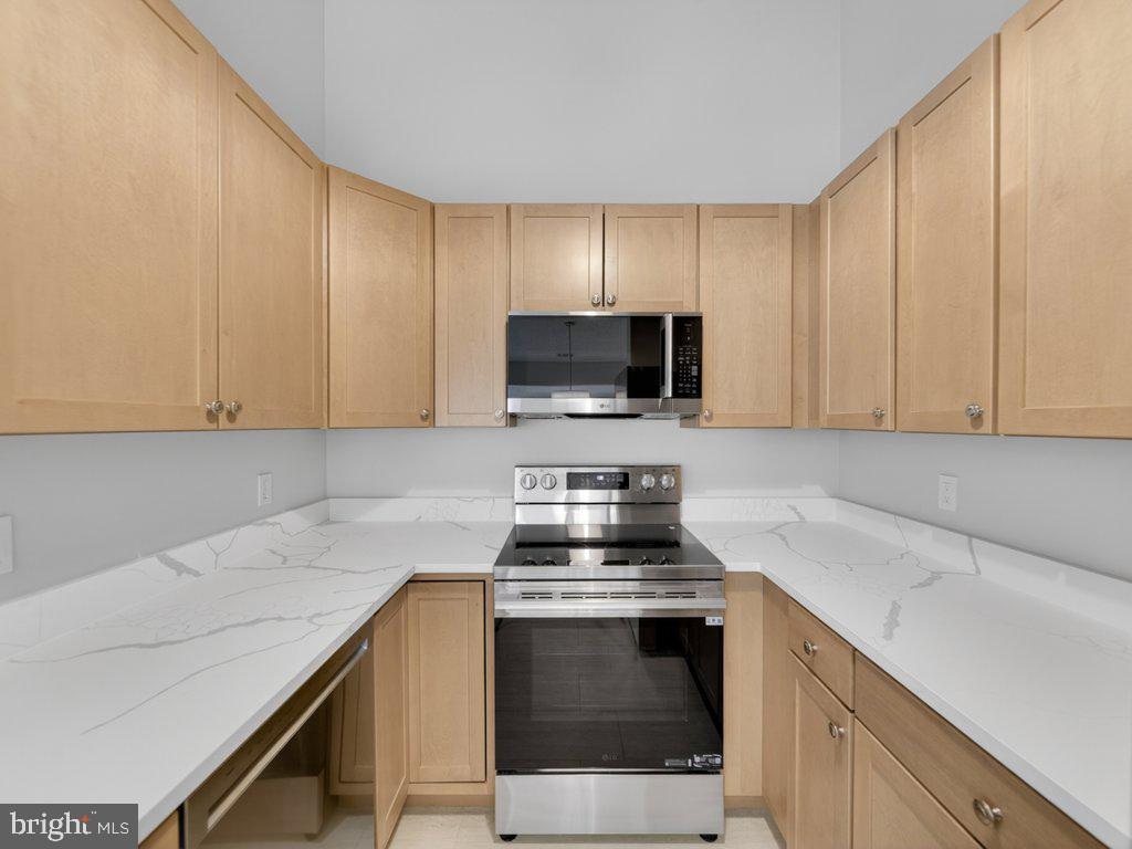 1917 Villaridge Drive Reston, VA 20191 - Photo 20 of 35