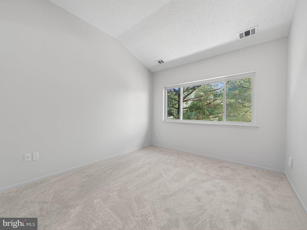 1917 Villaridge Drive Reston, VA 20191 - Photo 28 of 35