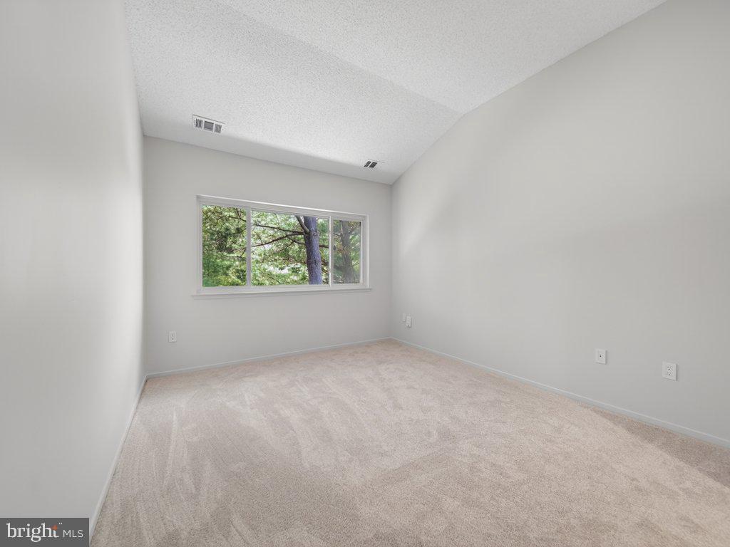 1917 Villaridge Drive Reston, VA 20191 - Photo 29 of 35